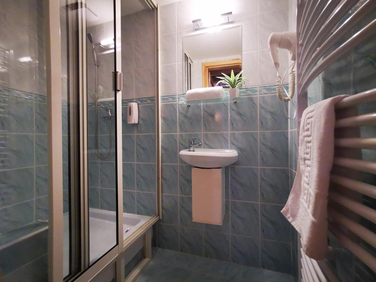 Vila Viktoria Stola Bagian luar foto